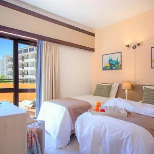 Hotel apartamentowy Turial Old Town Ocean View